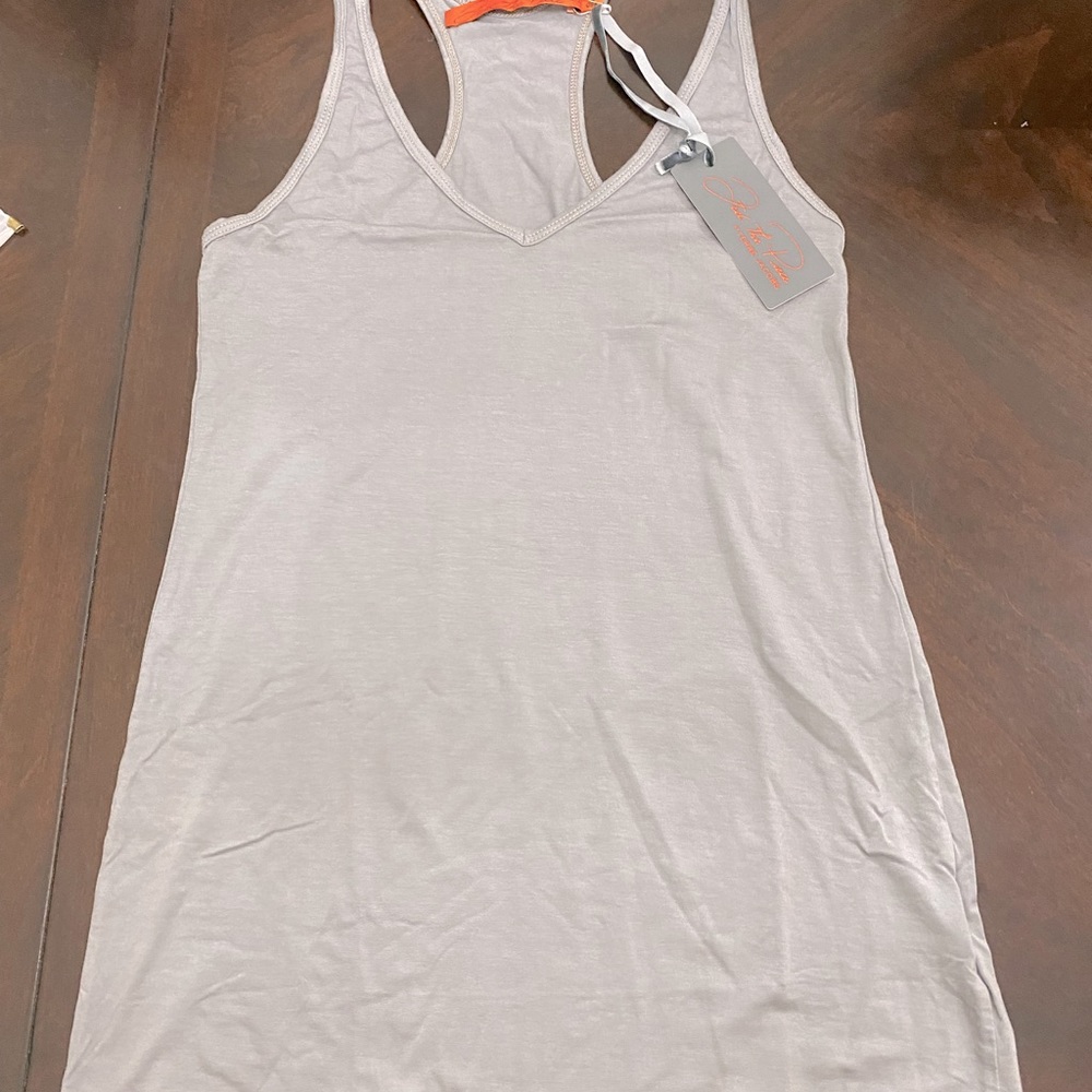 Feel the Piece gray halter